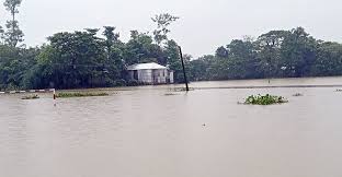 অর্ধশত গ্রাম প্লাবিত, সুনামগঞ্জে দুর্ভোগে নিম্নাঞ্চলের মানুষ